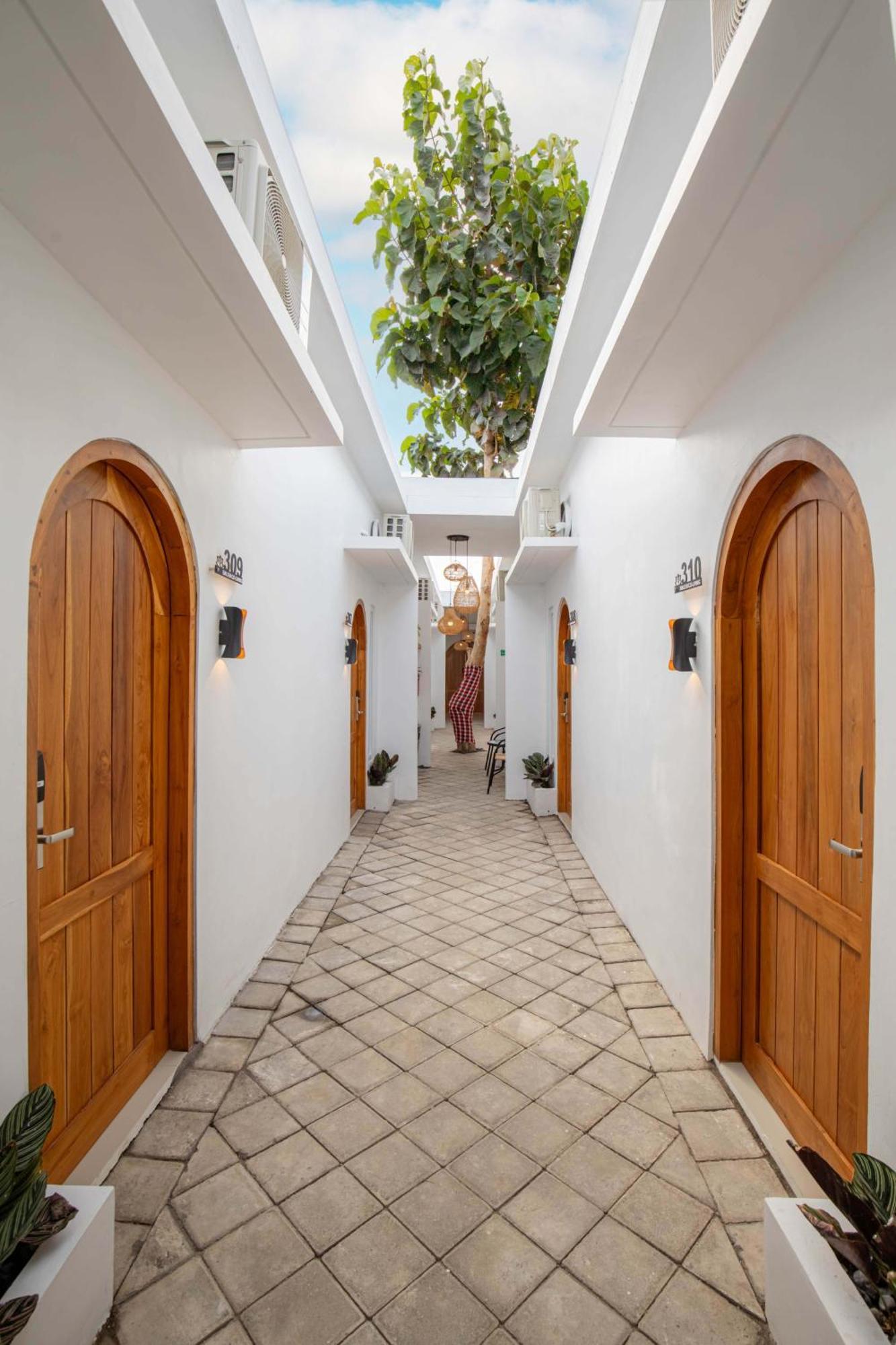 Aparthotel Baliem Coliving à Jimbaran Extérieur photo